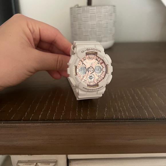 G Shock Watch - Picture 2 of 2